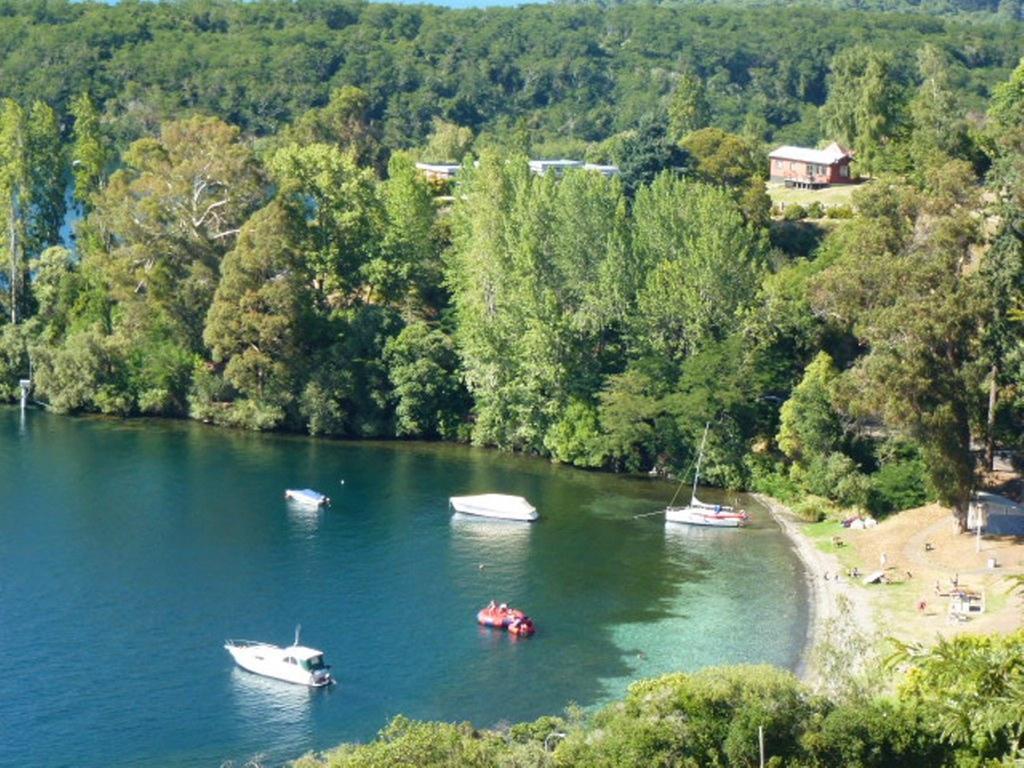 Serenity On Wakeman Taupo Luaran gambar