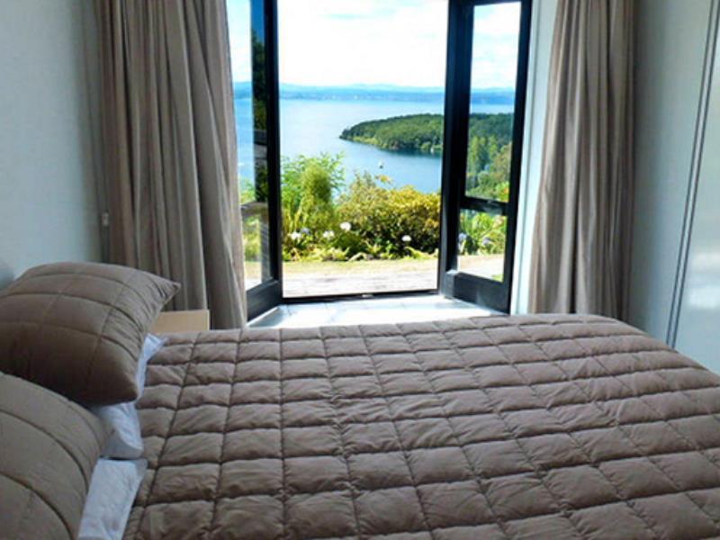 Serenity On Wakeman Taupo Luaran gambar